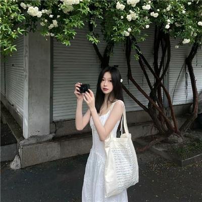 白衣怪客 海报