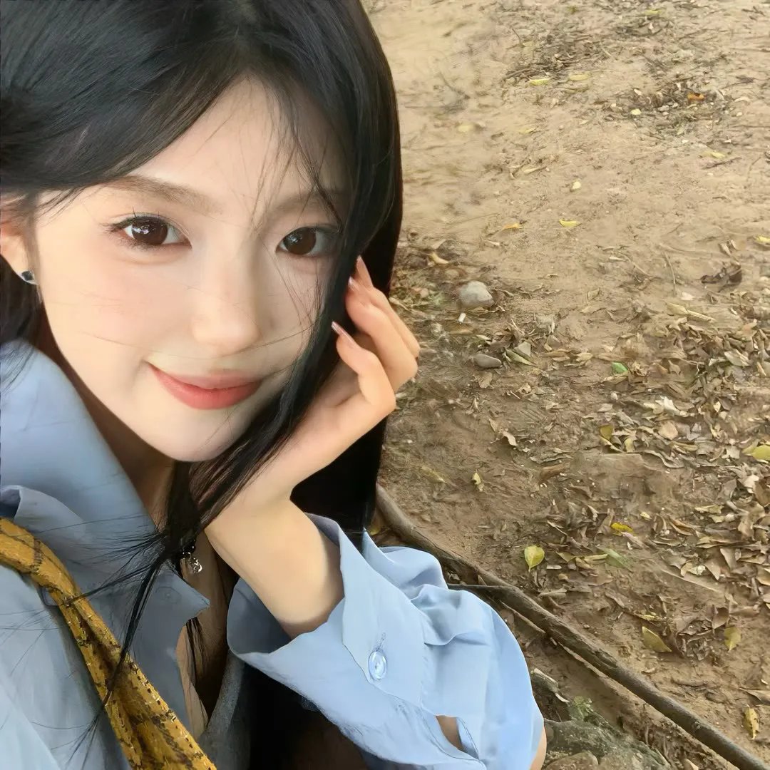 隔窗恋爱:看着你 海报